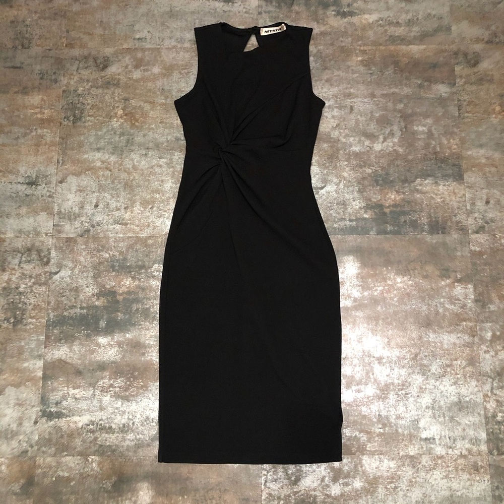 NEW ModCloth Mystic Fitted Twist Sheath Dress